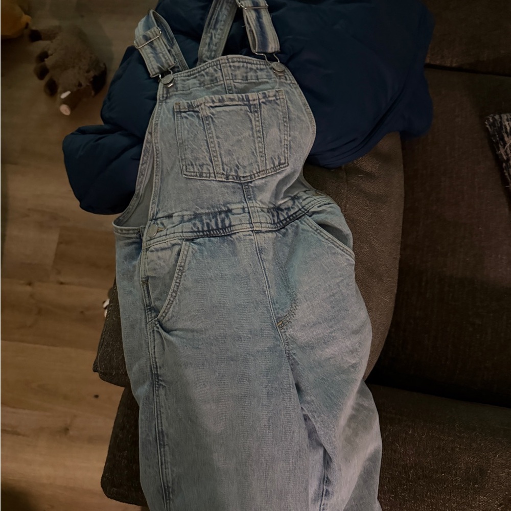 Light Blue Denim Overalls sz 6 youth